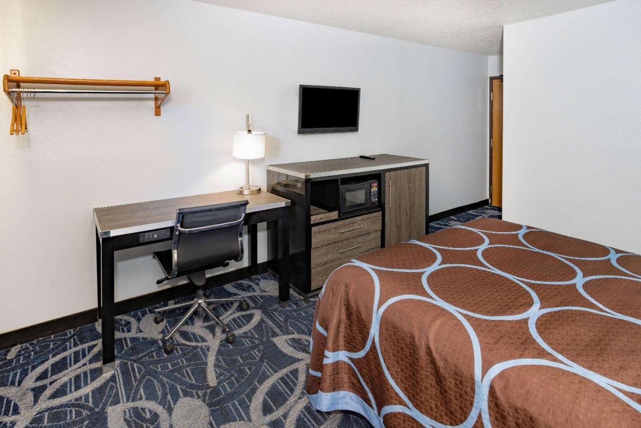 Super 8 By Wyndham Johnstown/Gloversville Extérieur photo