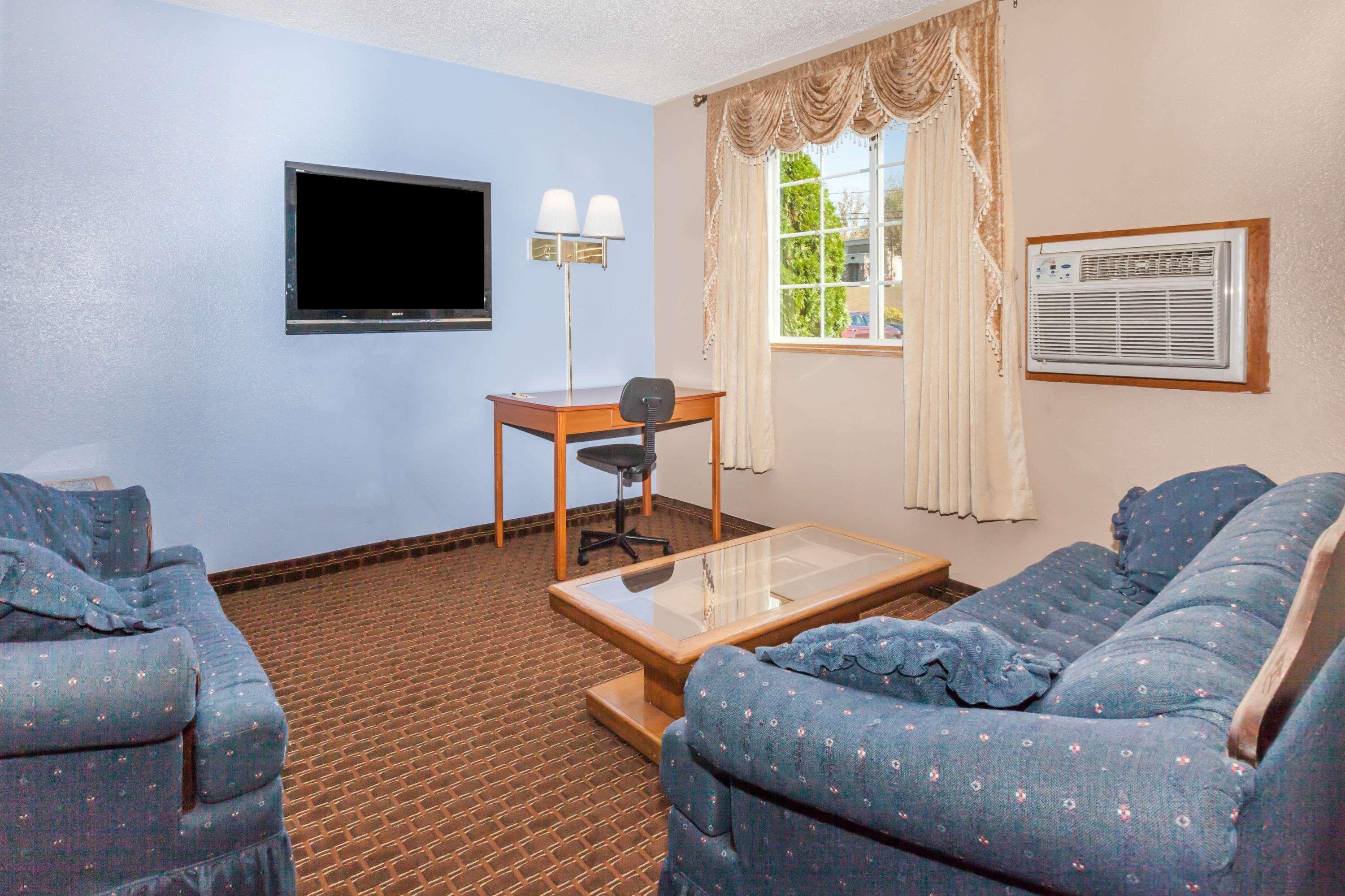 Super 8 By Wyndham Johnstown/Gloversville Extérieur photo
