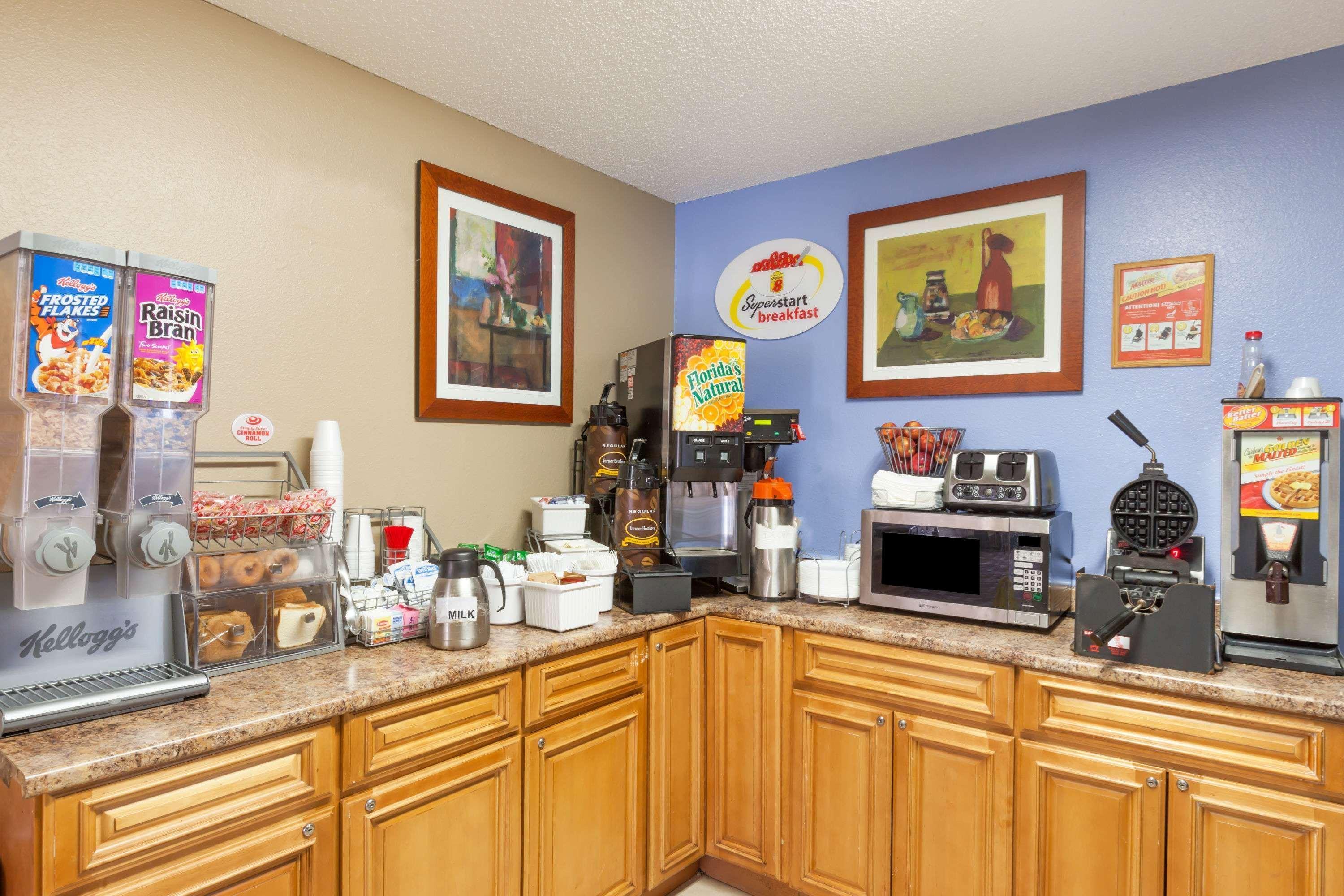 Super 8 By Wyndham Johnstown/Gloversville Extérieur photo