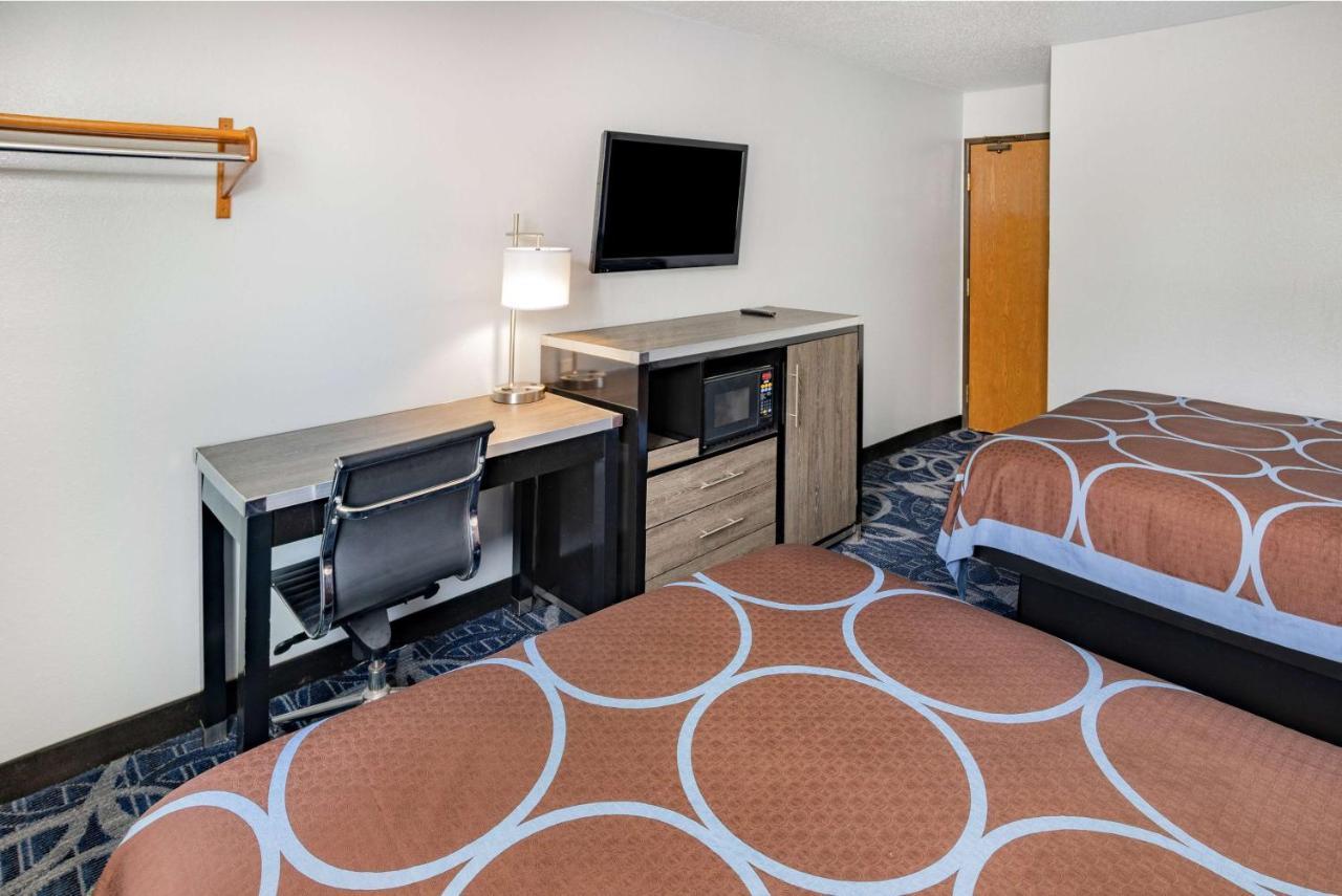 Super 8 By Wyndham Johnstown/Gloversville Extérieur photo