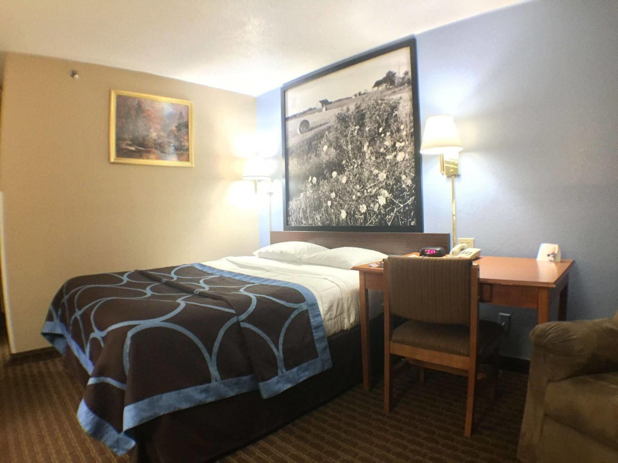 Super 8 By Wyndham Johnstown/Gloversville Extérieur photo